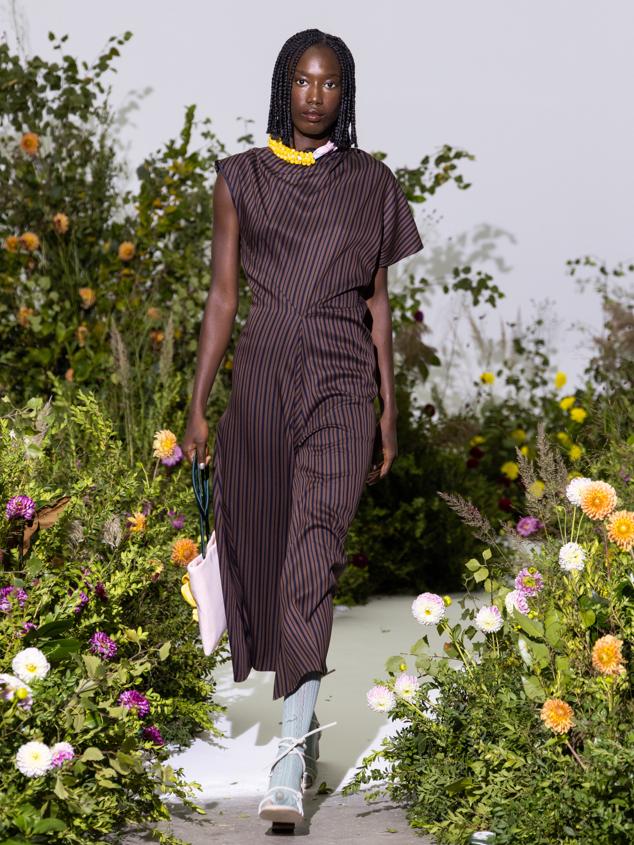 Moisés Nieto presenta SIESTA, inspirada en el lujo del descanso mediante la artesanía y la sostenibilidad