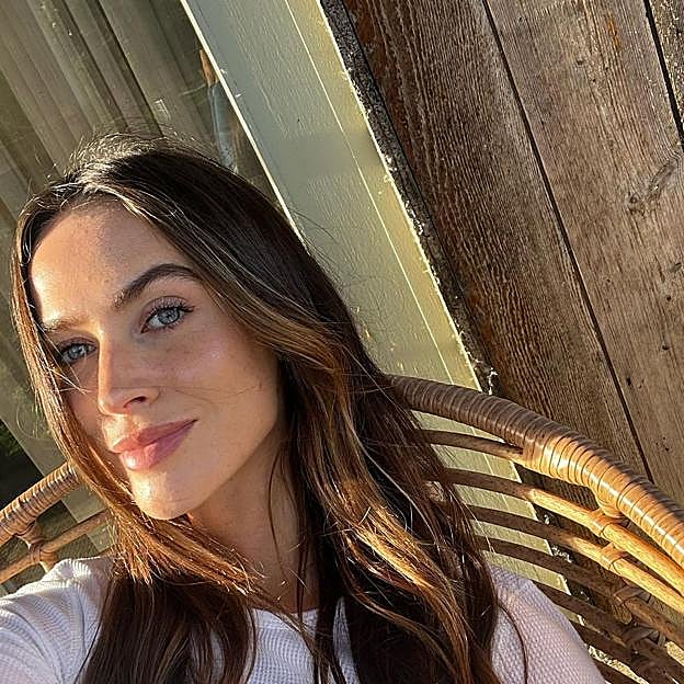 Cinco sérums con vitamina C recomendados por expertos que iluminan y mejoran el tono en otoño