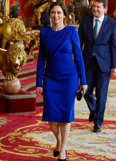 Imagen - Ayuso con un vestido de Victoria. / GTRES