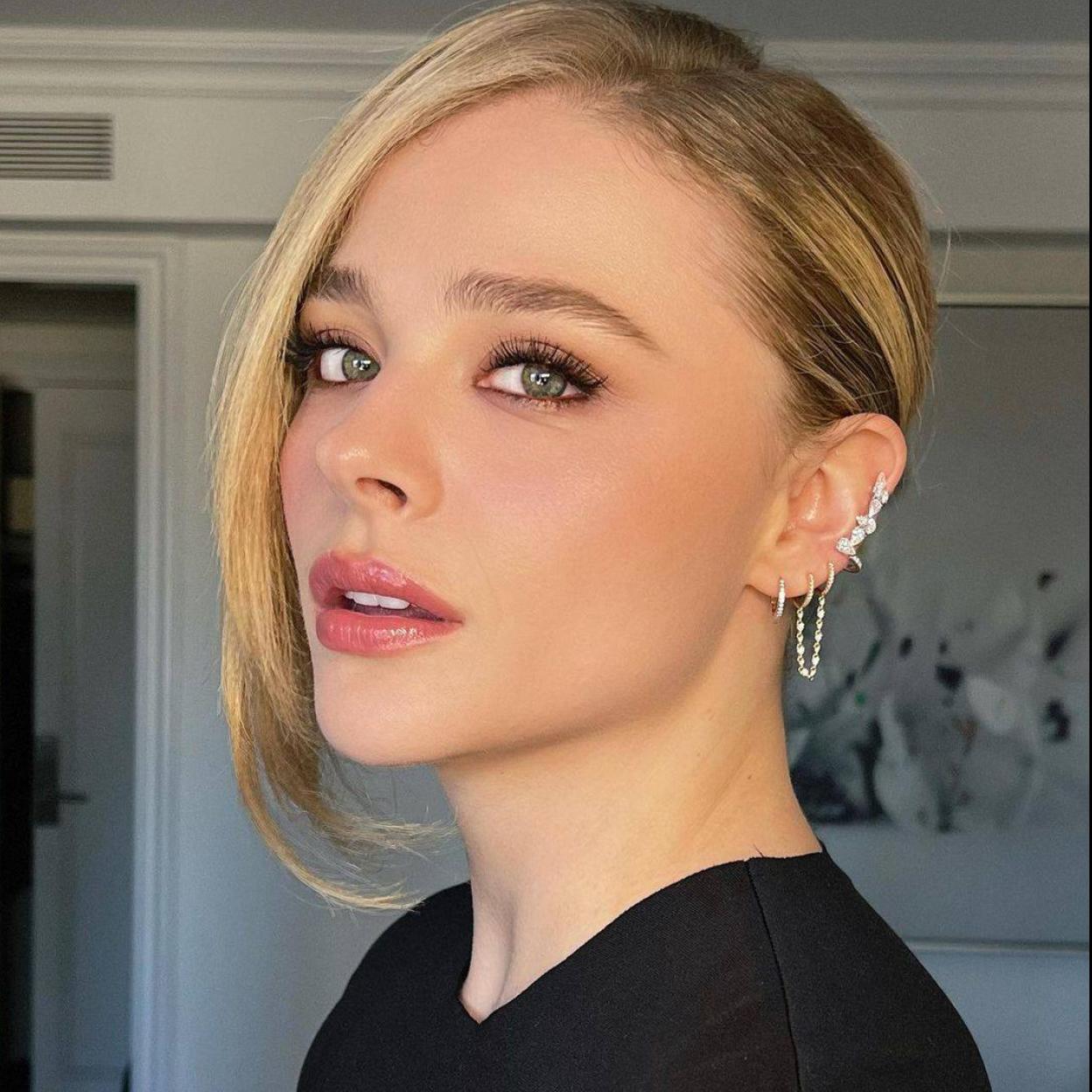 La piel luminosa de Chloe Grace Moretz se consigue con una dosis antioxidante como la del ginkgo biloba