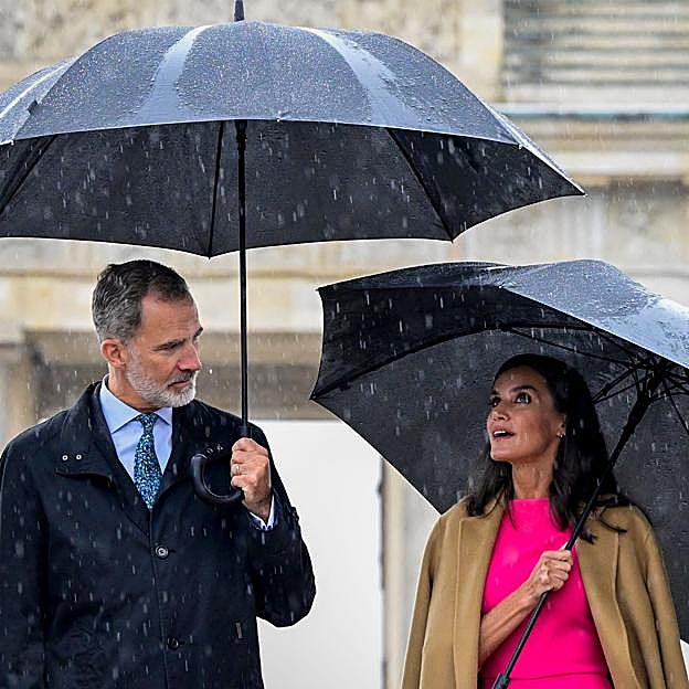 Por qué Letizia y Felipe son los nuevos Obama: así se han convertido los reyes en los embajadores influyentes que todo el mundo quiere tener en su foto