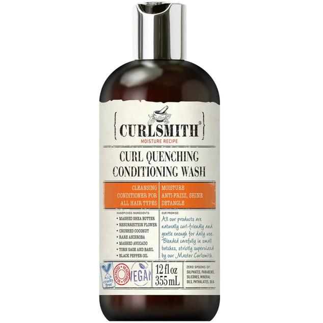 Curl Quench+ Coconut Oil Shampoo de Maui revitaliza y remodela los rizos, al tiempo que limpia, agrega cuerpo, movimiento y brillo. Está formulado con aceite de coco, extracto de papaya y plumeria para acondicionar, hidratar, fortalecer y suavizar. Cómpralo aquí