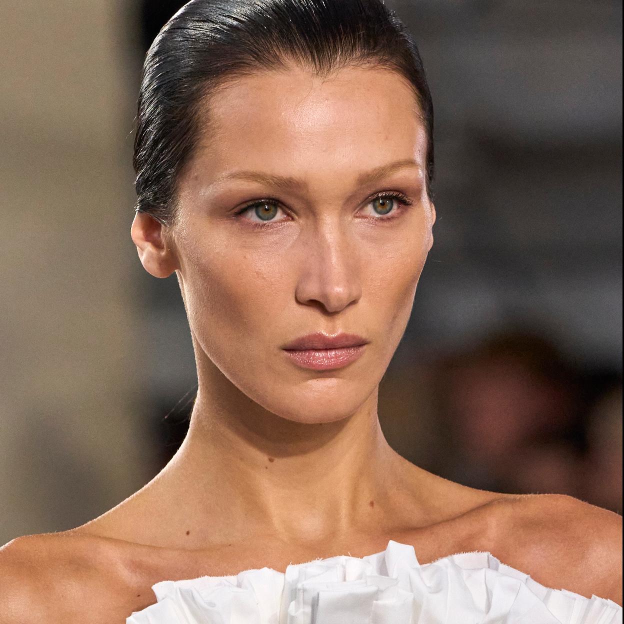 Tanto para prevenir como para combatir, el retinol es el activo de mayor evidencia científica para las arrugas y las manchas.