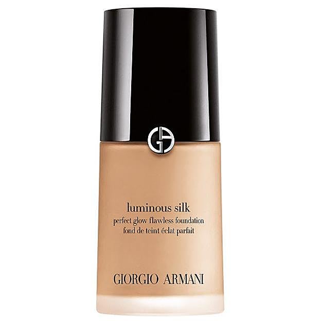 Luminous Silk Foundation de Giorgio Armani.