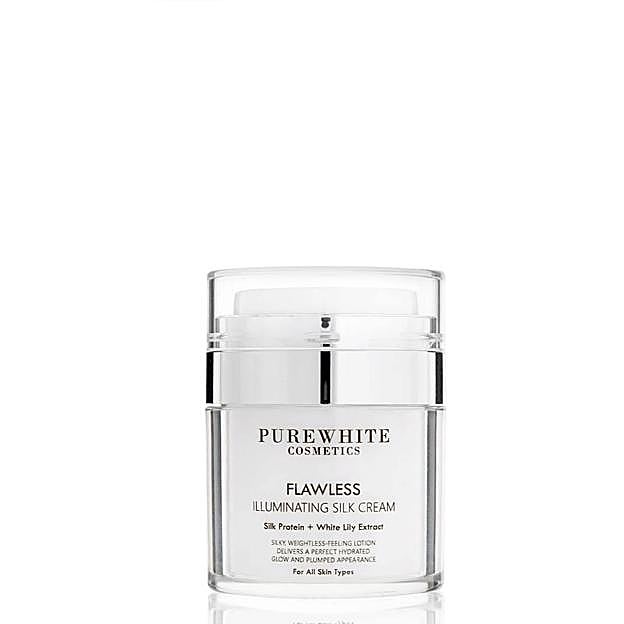 Flawless Illuminating Silk Cream de Pure White Cosmetics