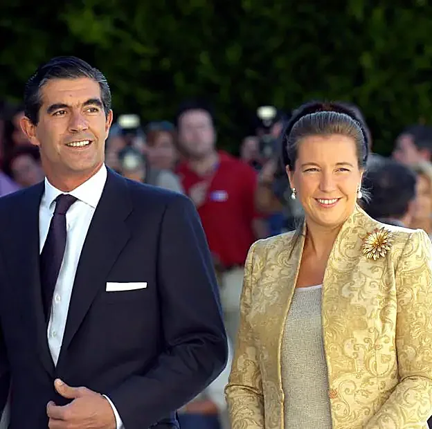 Quién es Cristina de Borbón-Dos Sicilias, la prima de Felipe VI que conserva su amistad con la infanta Cristina y la reina Letizia 