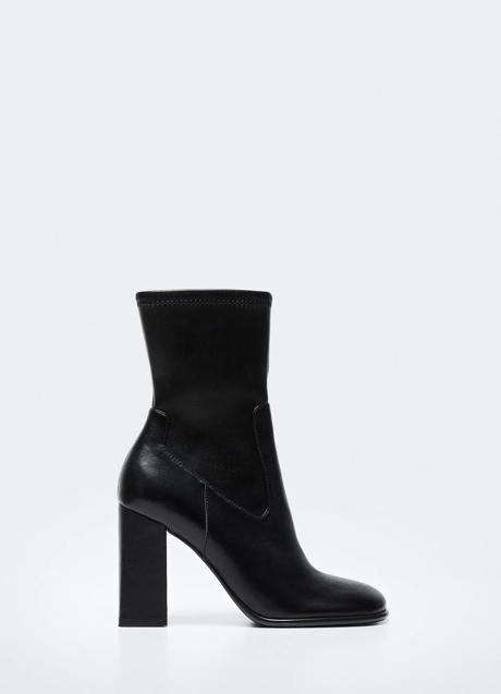 Imagen - Botines de piel de Mango, 89,99€.