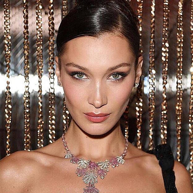 Los sérums con DMAE y vitamina C que rejuvenecen 10 años con su efecto reafirmante iluminador