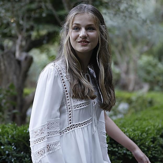 Por qué a la princesa Leonor le faltan los colmillos: agenesia dental, la razón hereditaria de su dentadura imperfecta