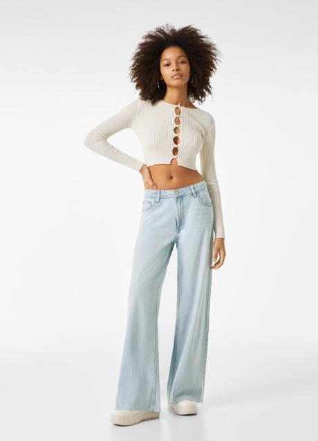 Imagen - Vaqueros baggy de Bershka. Foto: Bershka.