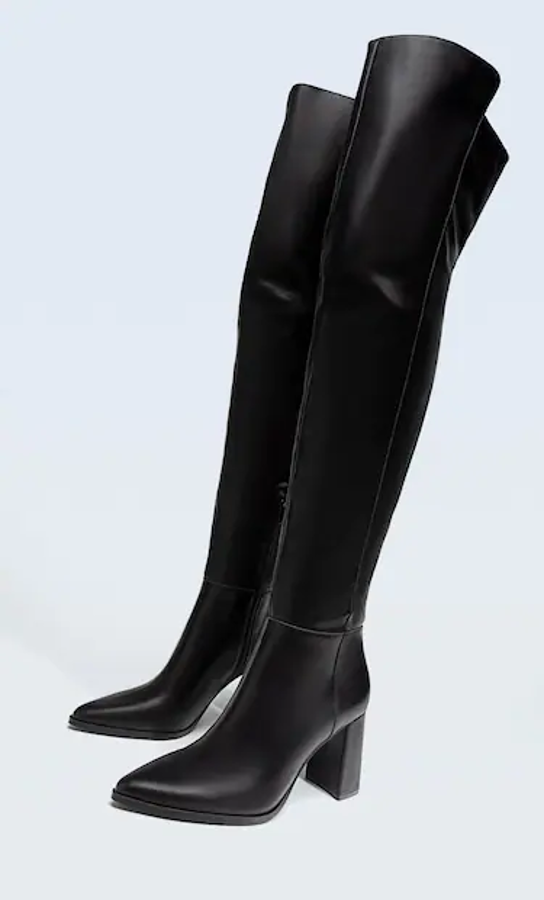 Stradivarius (55,99 euros).