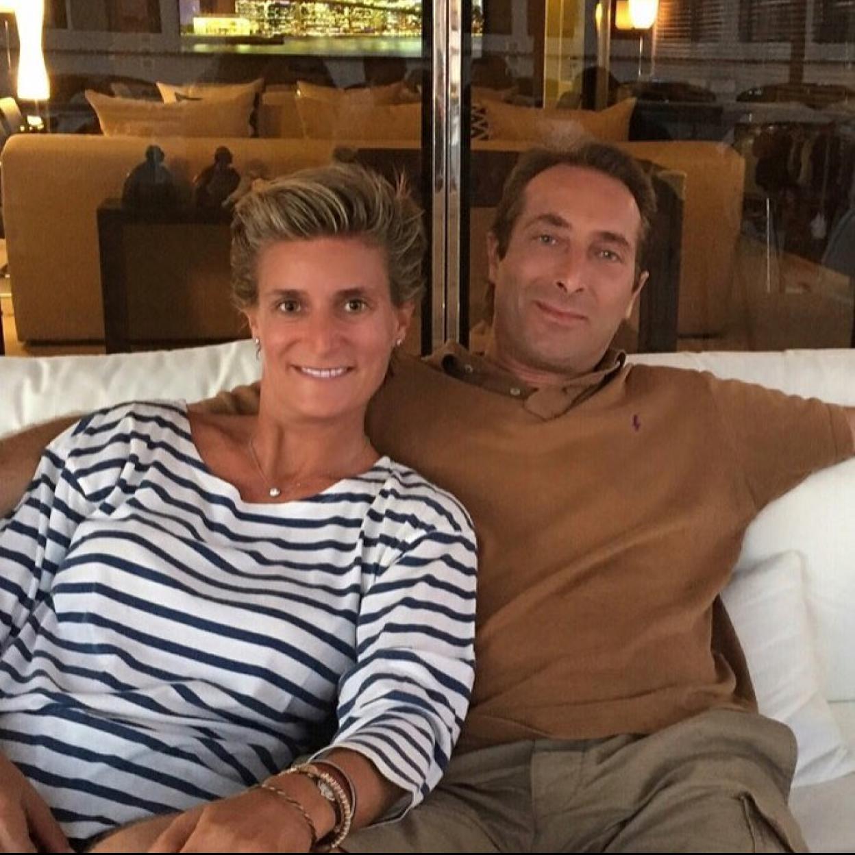 María Zurita y su hermano Alfonso, en una foto en Formentera compartida por la hija de la infanta Margarita.