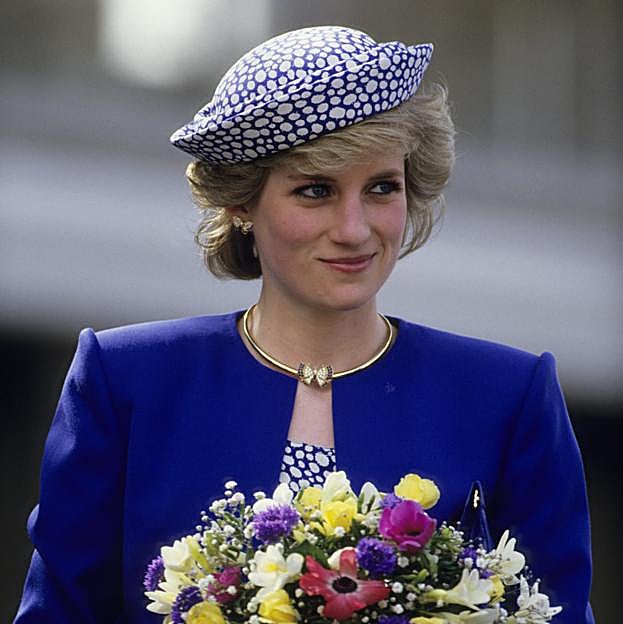 Los originales pendientes de Diana de Gales que puedes comprar por menos 3 euros y subir el nivel de tus looks