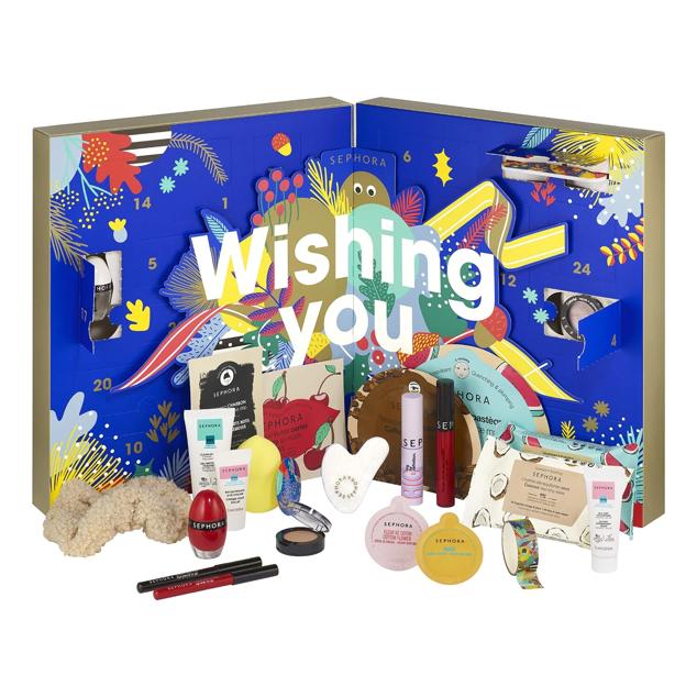 Sephora también se ha unido un año más a los calendarios de Adviento con Wishing You. En esta caja encontrarás 24 productos con algunos de los bestseller de la marca. Desde mascarillas, labiales, hasta el conocidísimo Gua Sha. Cómpralo aquí