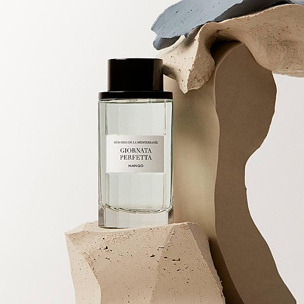 Este es uno de los perfumes low cost de Mango.