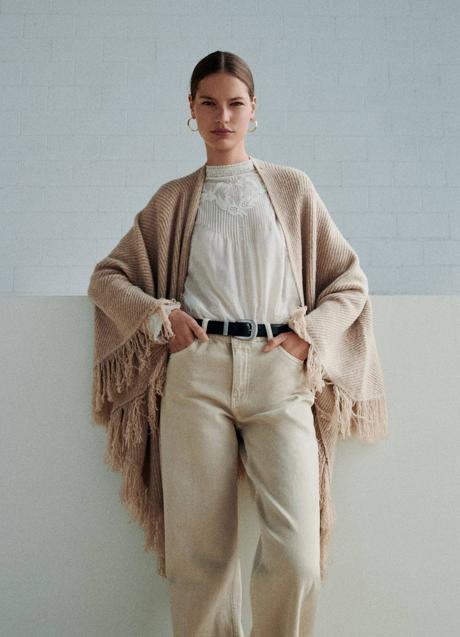 Imagen - Capa larga con flecos