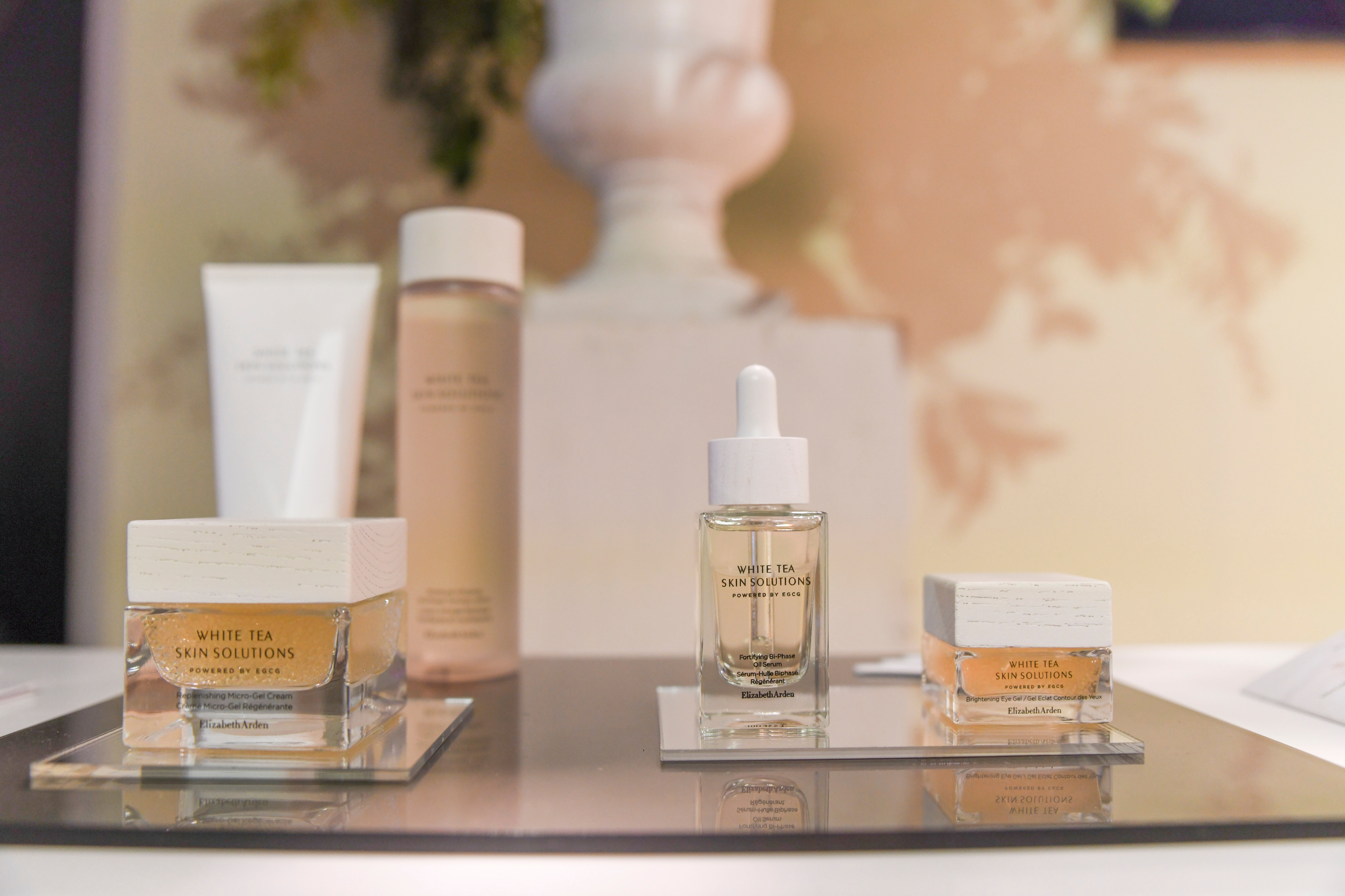 La nueva línea White Tea Skin Solutions de Elizabeth Arden.