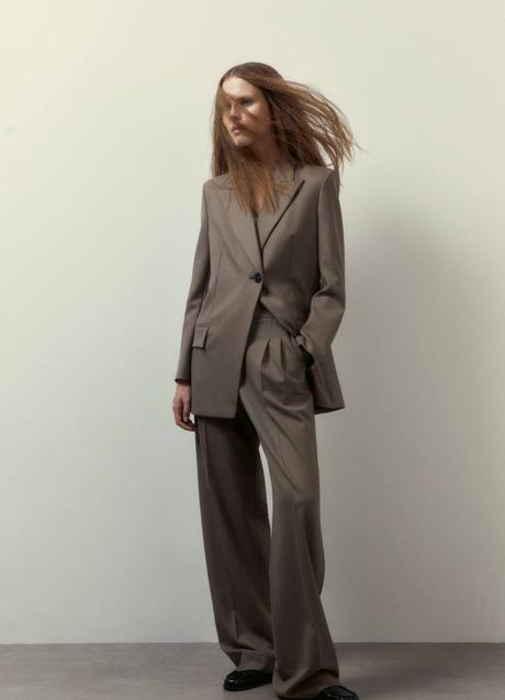 Imagen - Traje con americana y pantalón con pinzas marrón topo