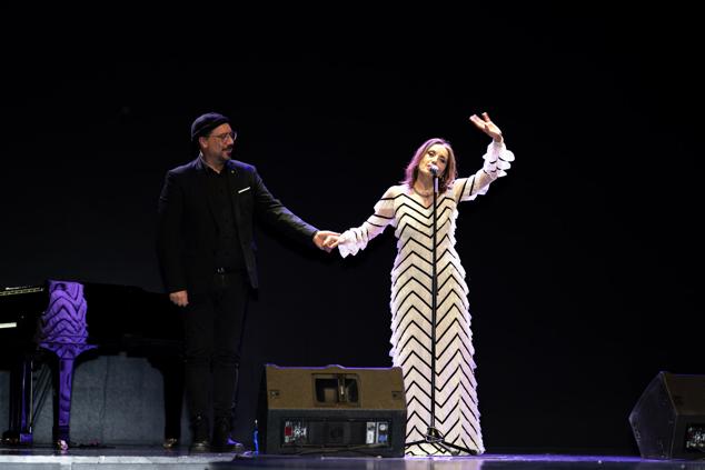 Luz Casal y su pianista, Josep Mª Baldoma 'Baldo'.