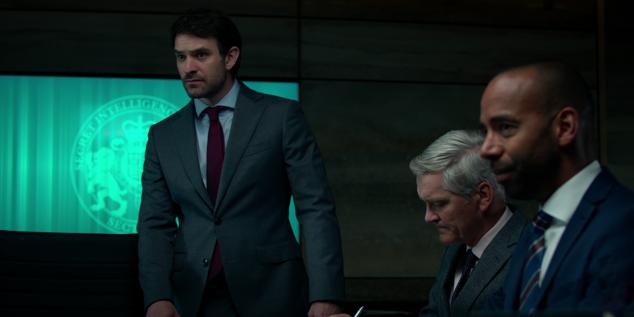 Charlie Cox (Daredevil) protagoniza este thriller de cinco episodios en el que un agente del Mi6 se cuestiona todo lo que le rodea cuando una espía rusa regresa a su vida para dar lugar a una relación a tres bandas, junto a su esposa, en la que intentarán manejar sus conexiones políticas y diplomáticas.