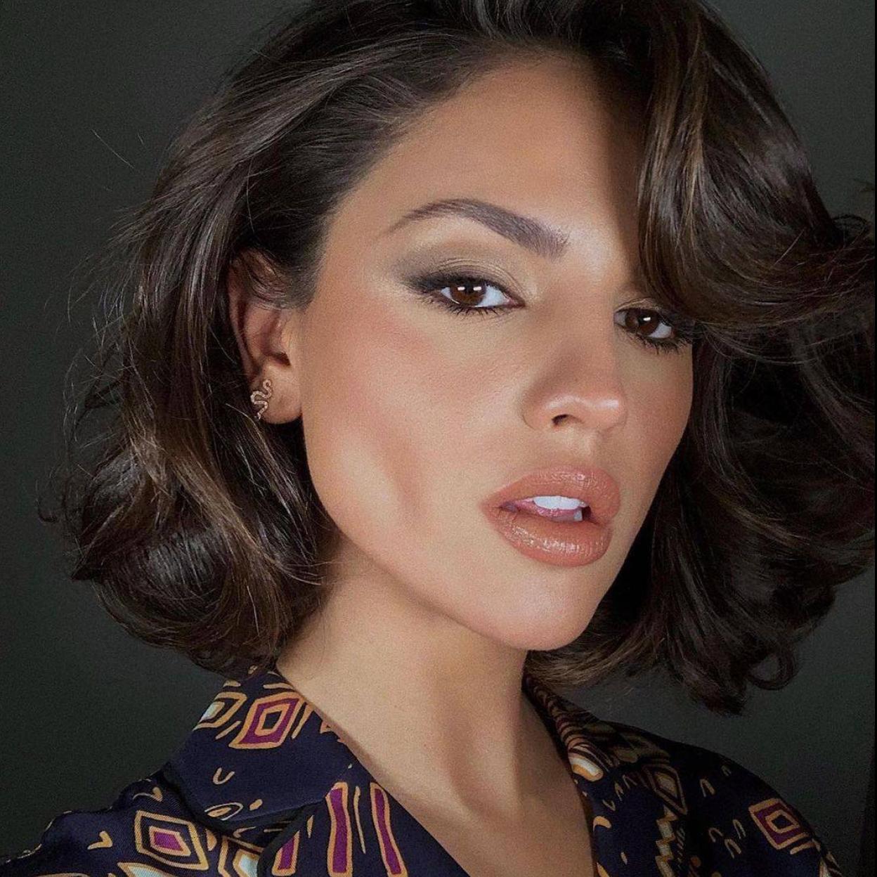 Si buscas unos contornos definidor, firmes y mucha luminosidad hazte con estas ampollas antiedad flash