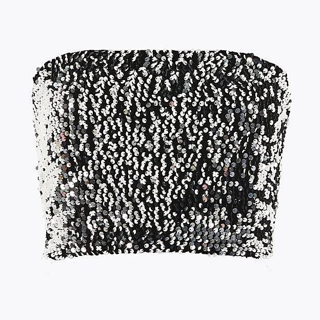 Imagen principal - Los detalles del look de Primark.