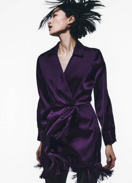 Imagen - Vestido satinado con flecos de Zara, 39,95€.