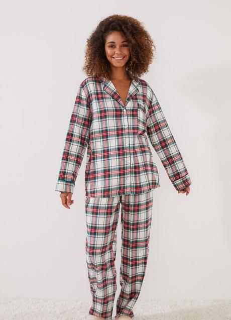 Imagen - Pijama con estampado de cuadros de Women'secret. Foto: Women'secret.