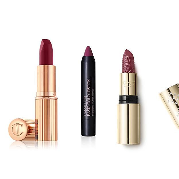 Labial color ciruela.