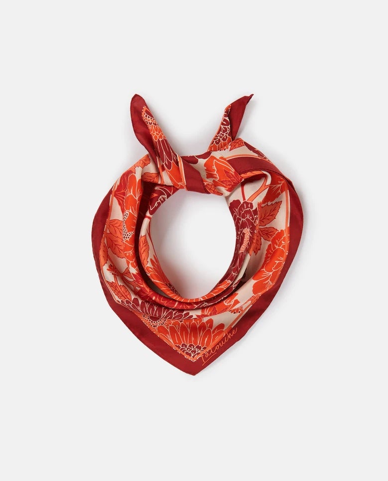 Pañuelo de seda de Latouche (49,95 euros).