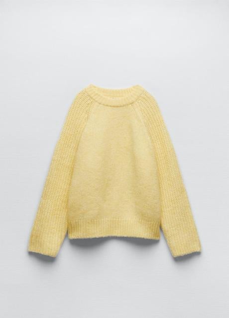 Imagen - Jersey amarillo de Zara, 29,95€.