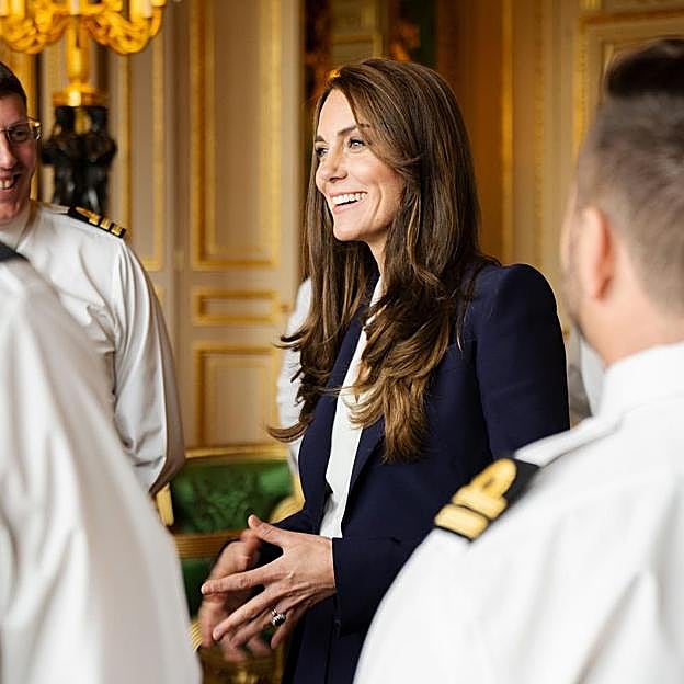 El cárdigan favorito de Kate Middleton que puedes encontrar en versión low cost y festiva en Sfera