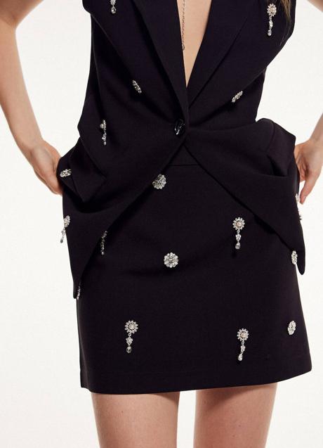 Imagen - Falda corta con detalles joya