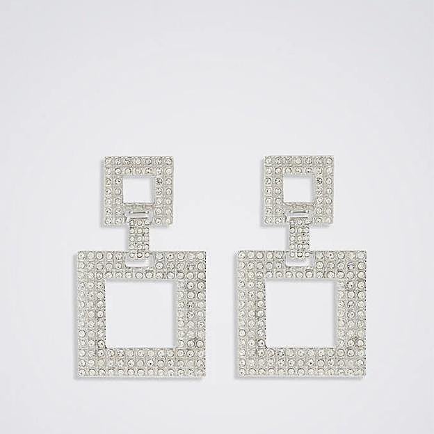 Pendientes plateados con cristales de Parfois (15,99 euros).