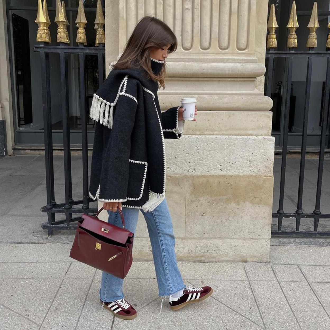 Las influencers demuestran que las zapatillas Gazelle quedan así de bien.