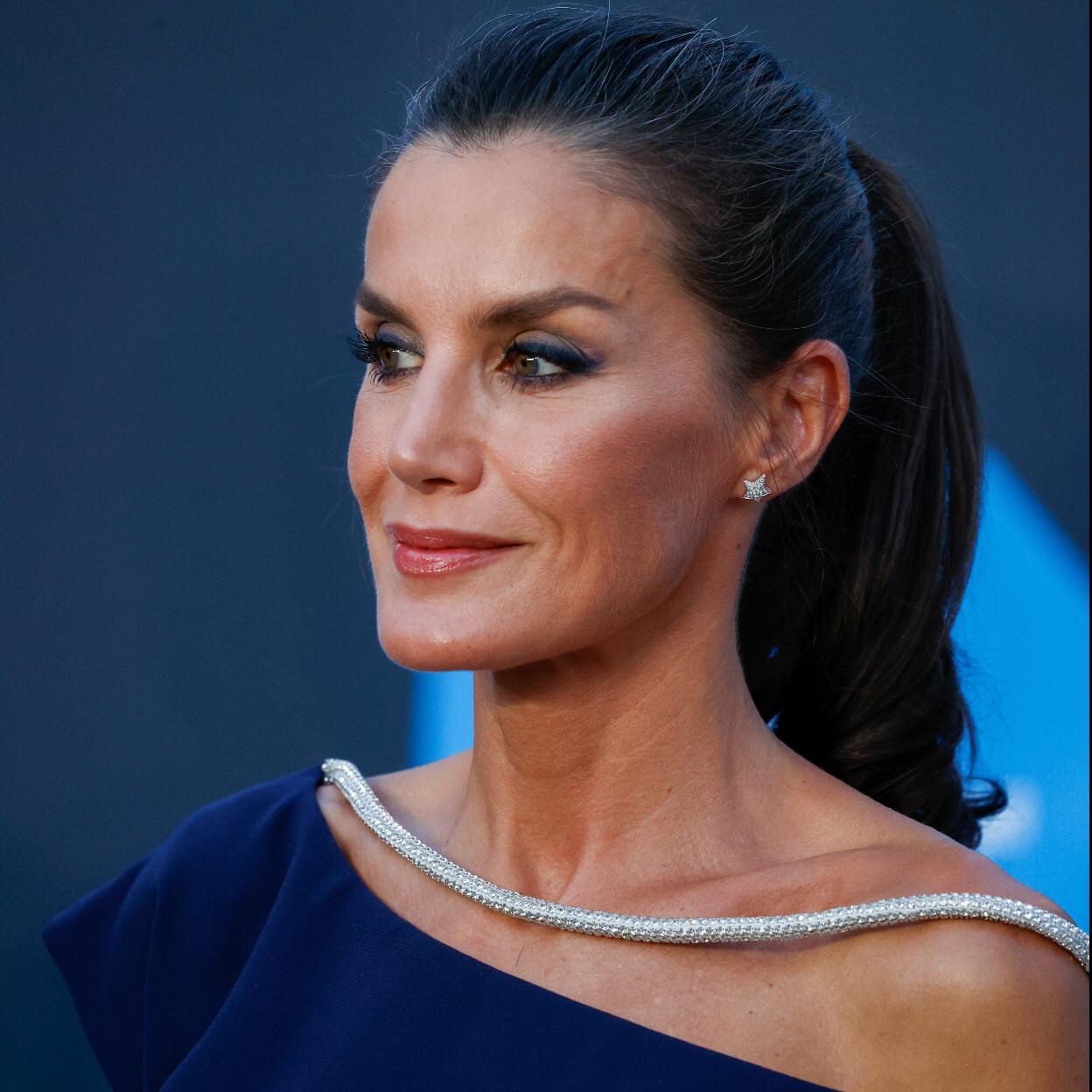 La reina Letizia presume de una piel perfecta.