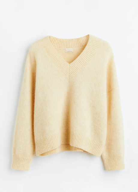 Imagen - Jersey con escote de pico de H&M, 59,99€.