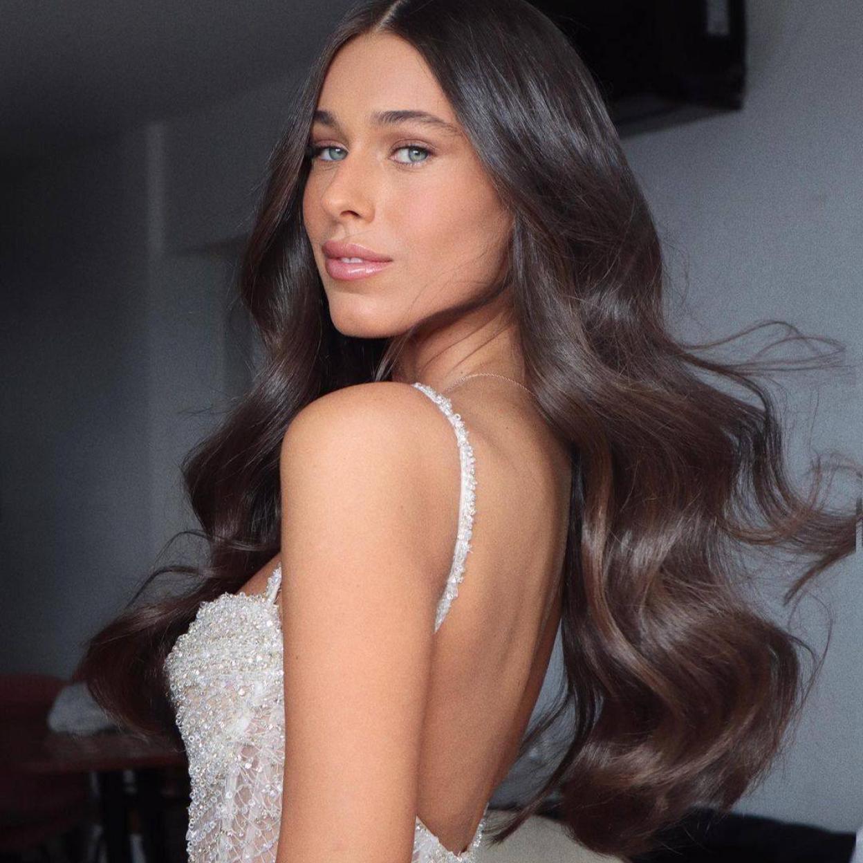 Consigue la melena brillante y con cuerpo de la modelo gracias a estos productos de peinado