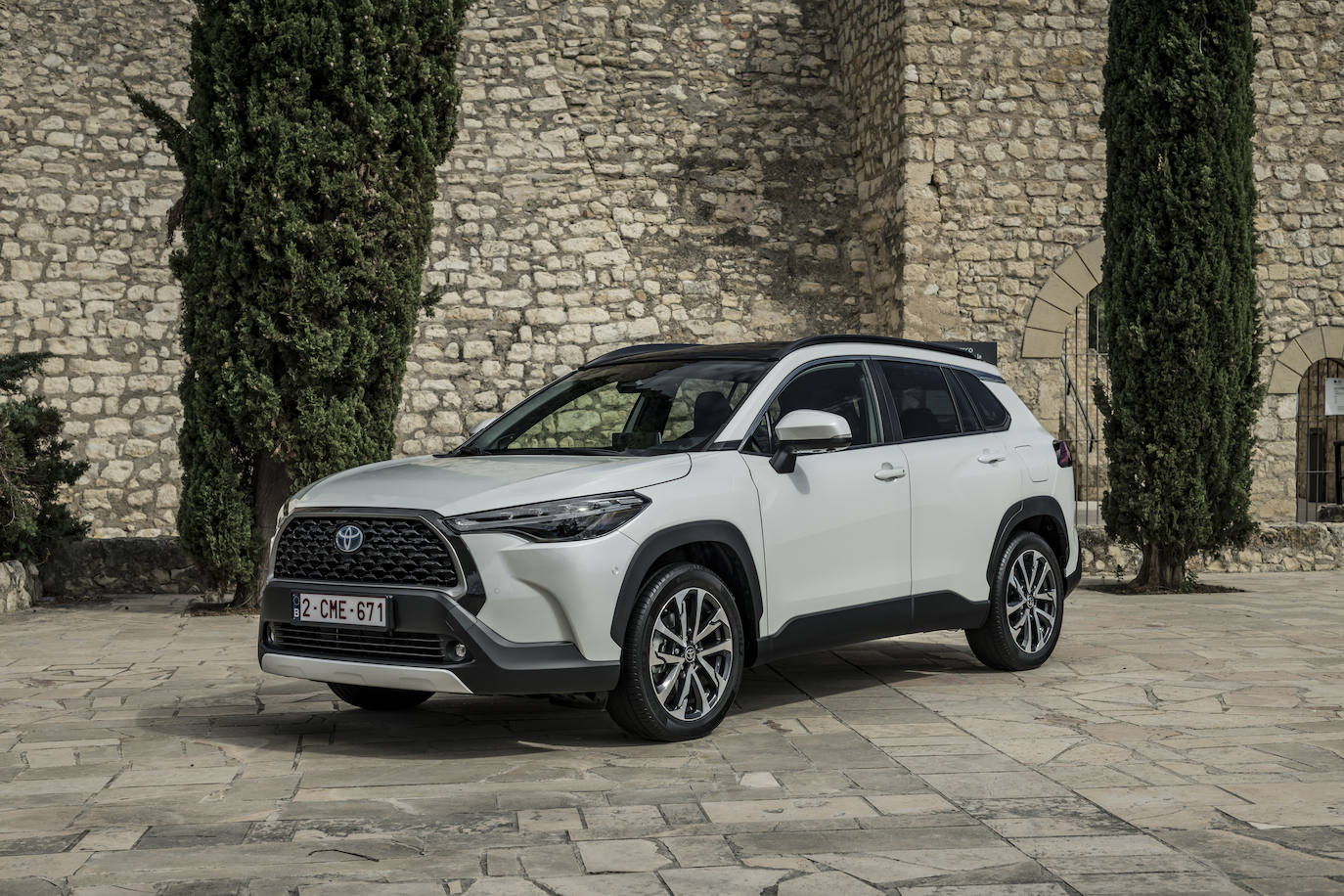 La familia de SUV híbridos de la marca japonesa no para de crecer y este integrante está llamado a convertirse en otro éxito por su tamaño, 4,46 m de vocación familiar. Se pondrá a la venta en primavera, a partir de 35.000 €.