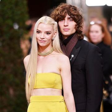 Imagen secundaria 1 - Anya Taylor Joy en los Globos de Oro.