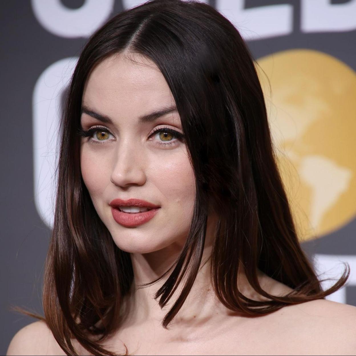 Ana de Armas en los Globos de Oro 2023.