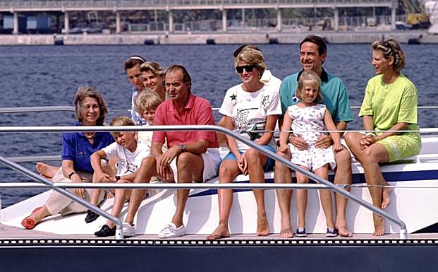 La vacaciones en Marivent de los Grecia eran casi institucionales