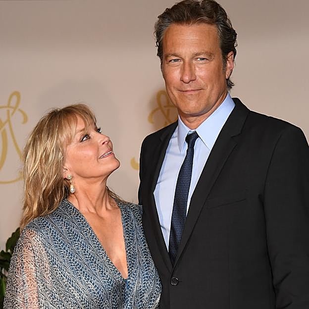 Novio de Carrie Bradshaw y marido de Bo Derek en la vida real: así es la curiosa vida de John Corbett, el actor que quería ser peluquero