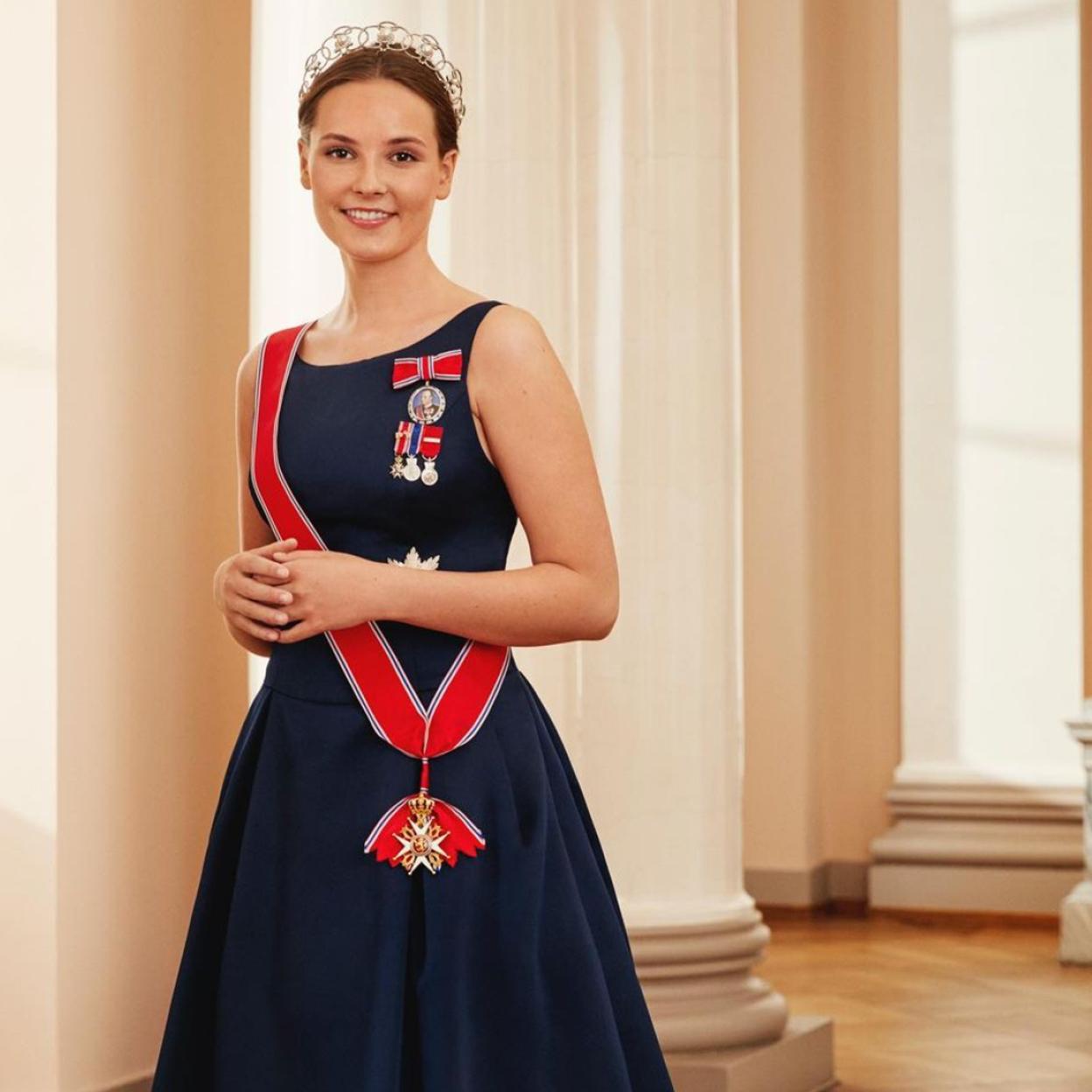 Retrato oficial de la princesa Ingrid Alexandra de Noruega.