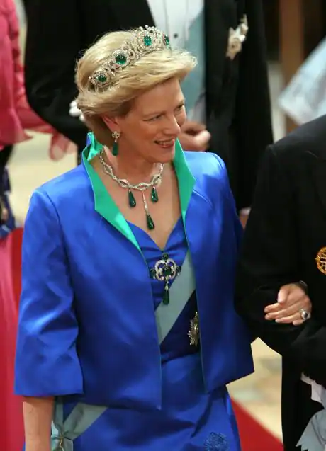 Imagen - Ana María de Grecia con la tiara de esmeraldas.
