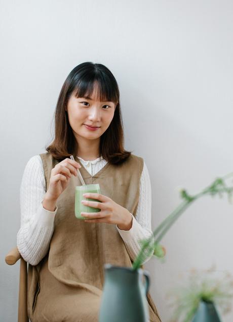 Imagen - Mujer bebiendo té/PEXELS