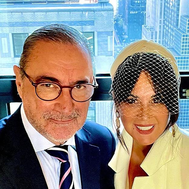 Quién es Pepa Gea, la mujer con la que Carlos Herrera se ha casado en secreto en Nueva York (y los detalles del enlace) 