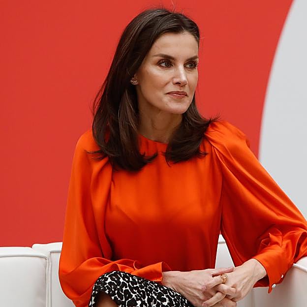 La marca de zapatos favorita de la reina Letizia ya tiene su versión made in Spain del calzado de doble faz de moda