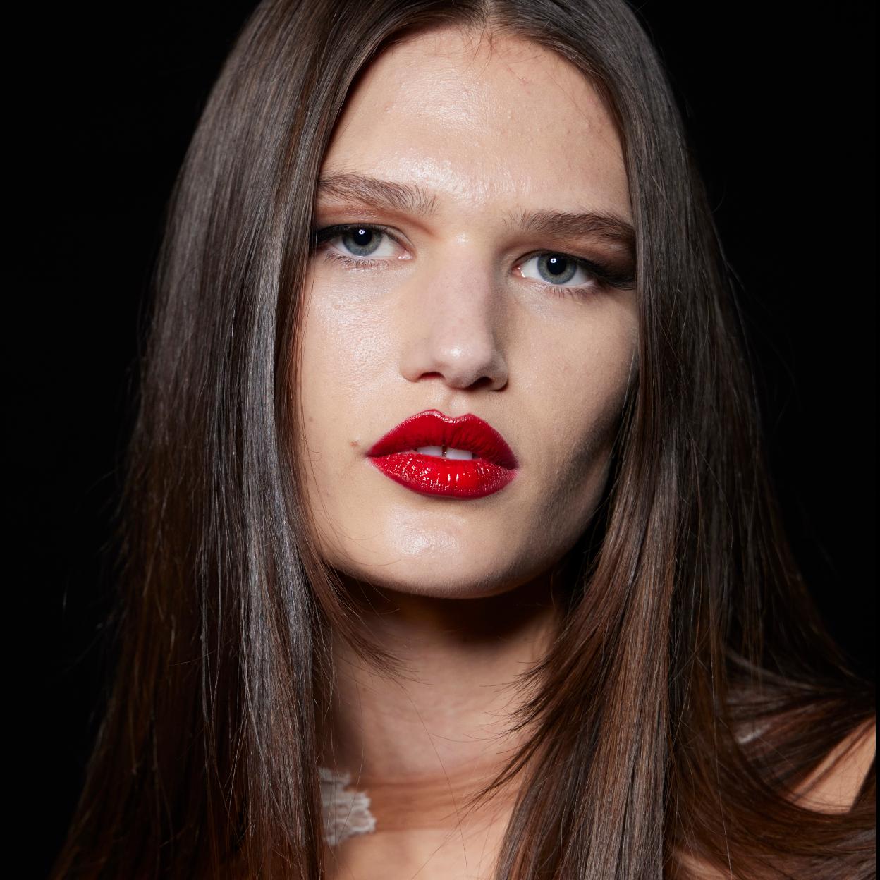 BELLEZA: Ficha la nueva plancha de pelo que seca y alisa al mismo tiempo