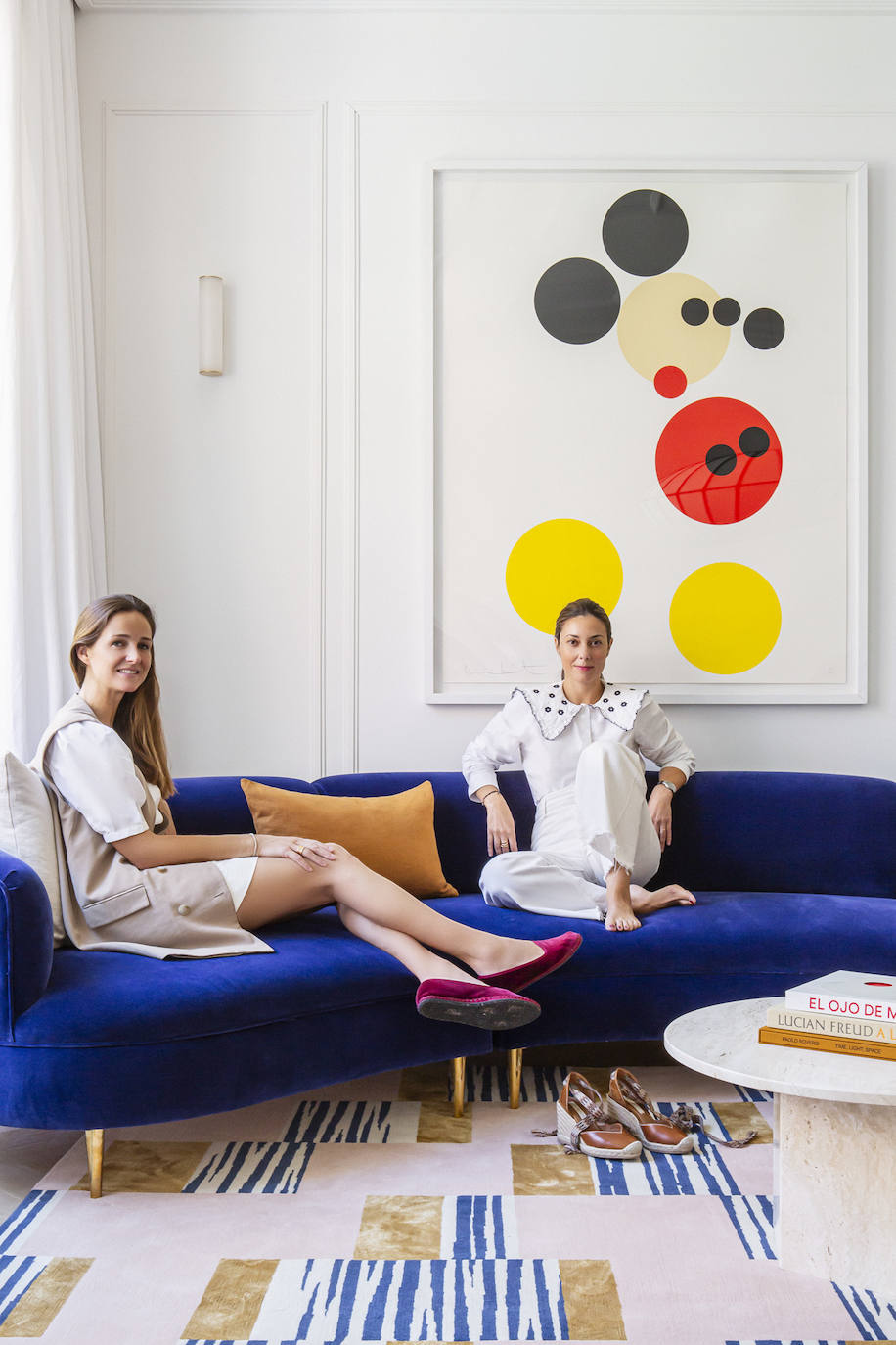 Adriana Arranz Sobrini y Cristina Chaves Galán crearon el estudio Galán-Sobrini en 2008. Desde entonces, decoran tanto casas particulares como hoteles, oficinas o locales.